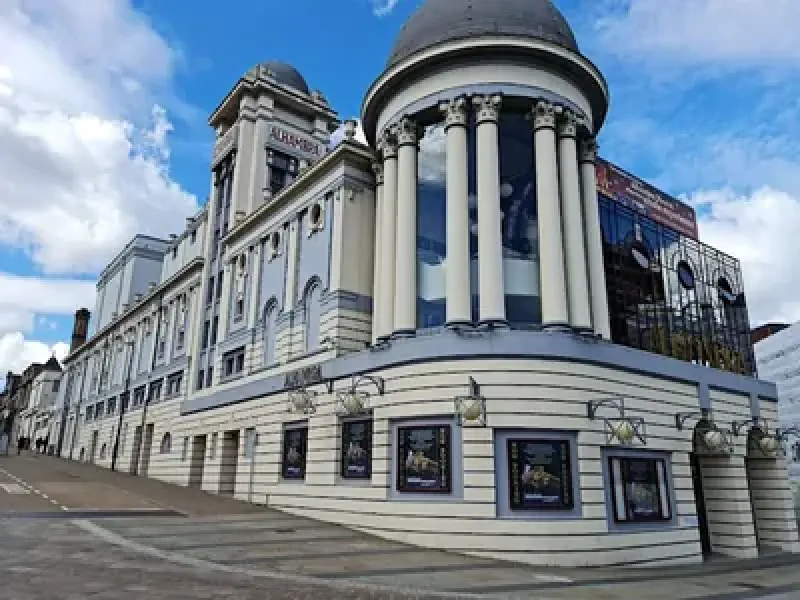 Alhambra Theatre, Bradford